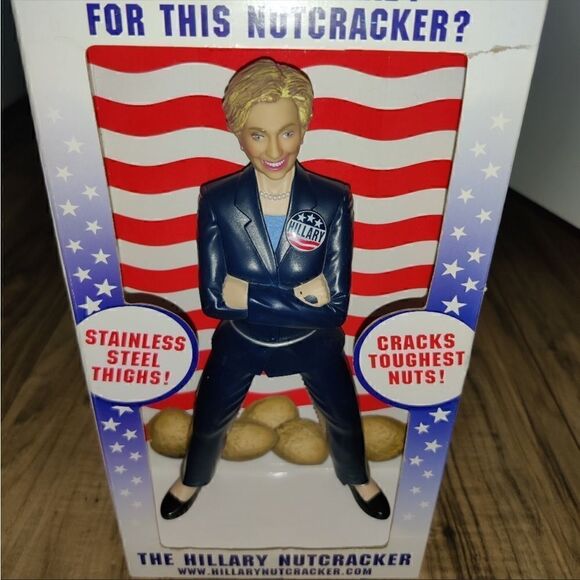 The Hillary Clinton Nutcracker 2007 Crabs Lobster Steel - Picture 8 of 10